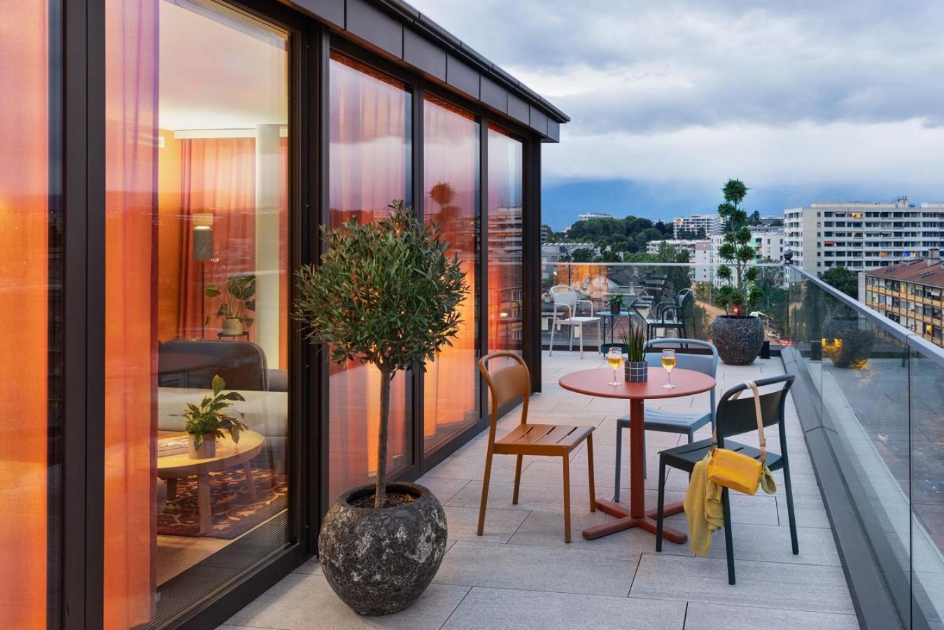 Stay Kooook Geneva City - Online Check In New Opening Bagian luar foto