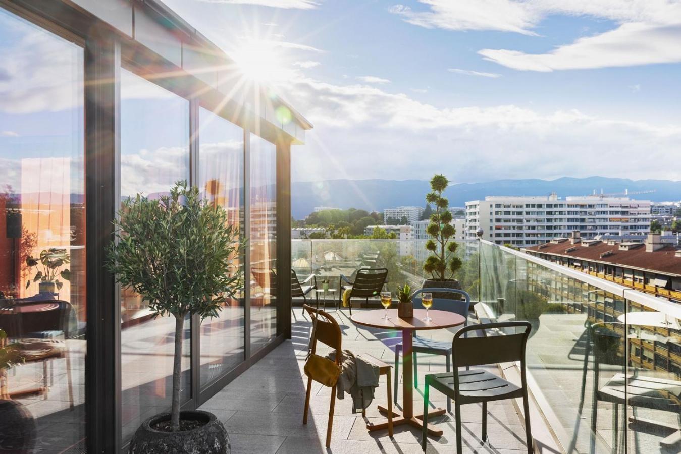 Stay Kooook Geneva City - Online Check In New Opening Bagian luar foto